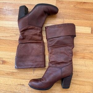 Vintage 80s Slouchy knee-high boots in rich chocolate/cognac brown leather 🤎